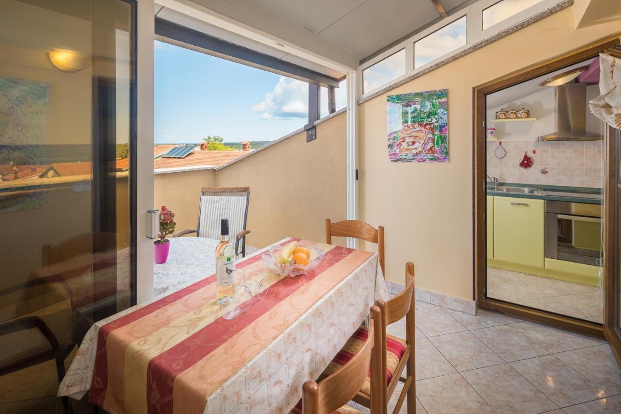Appartement Bella Vista à Poreč Extérieur photo