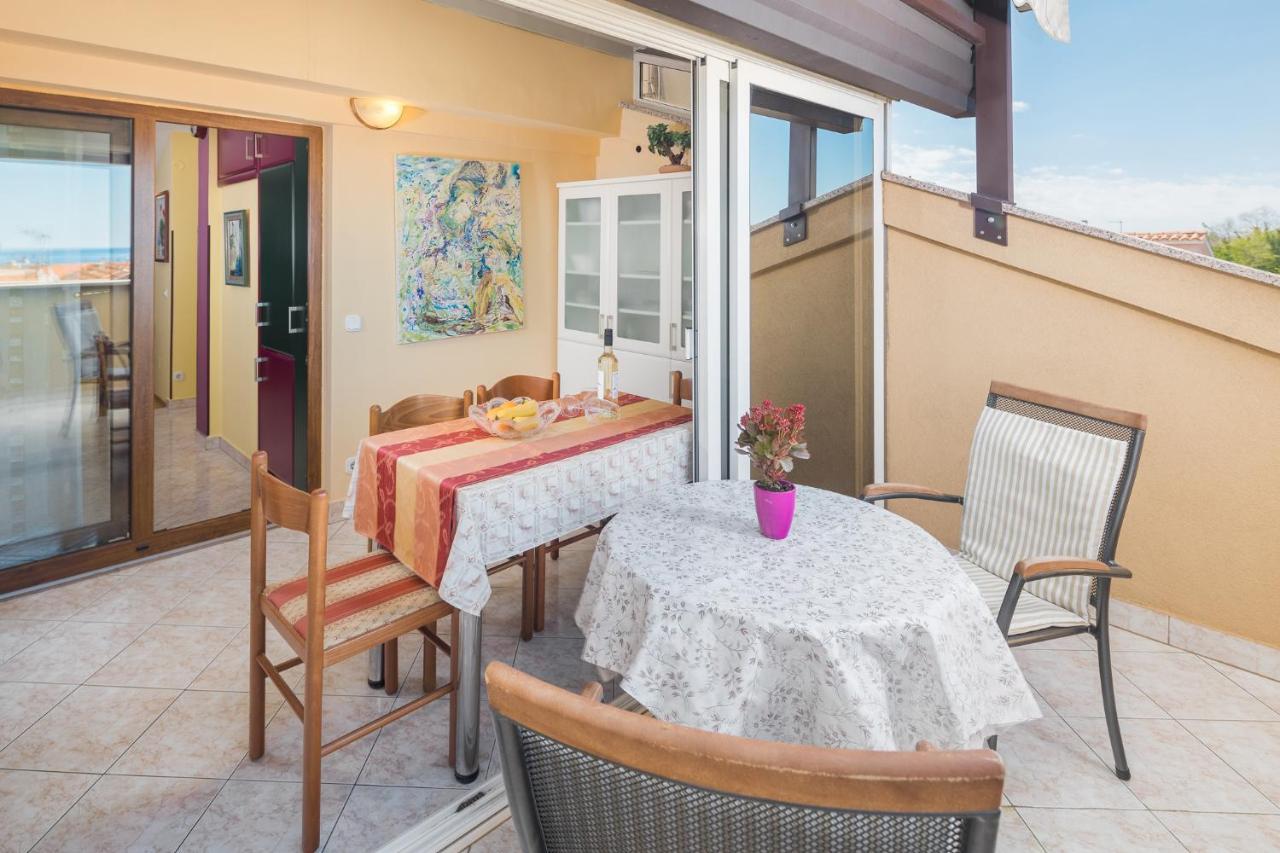 Appartement Bella Vista à Poreč Extérieur photo