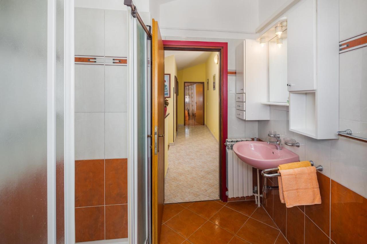 Appartement Bella Vista à Poreč Extérieur photo