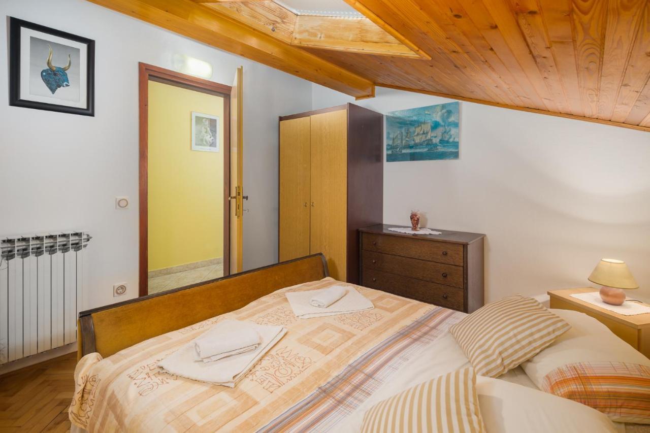 Appartement Bella Vista à Poreč Extérieur photo
