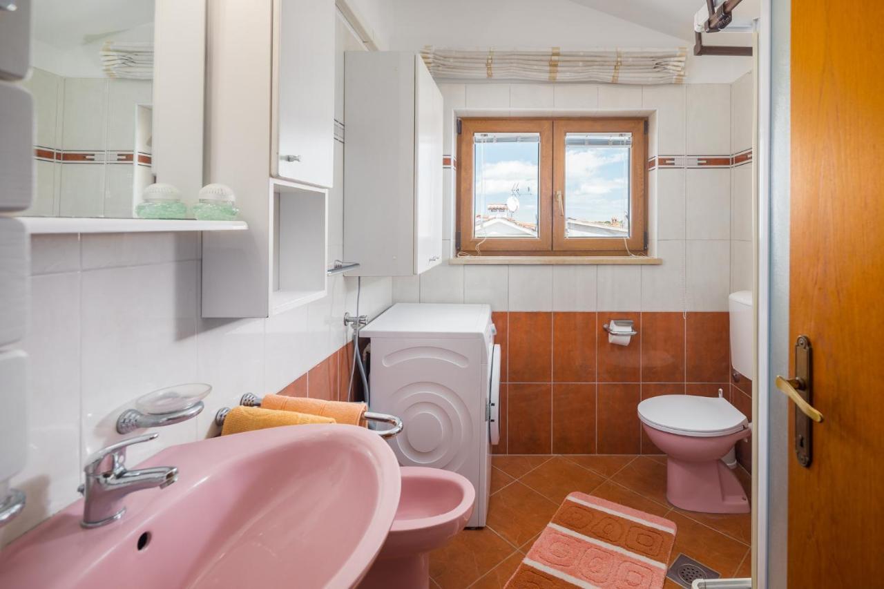 Appartement Bella Vista à Poreč Extérieur photo