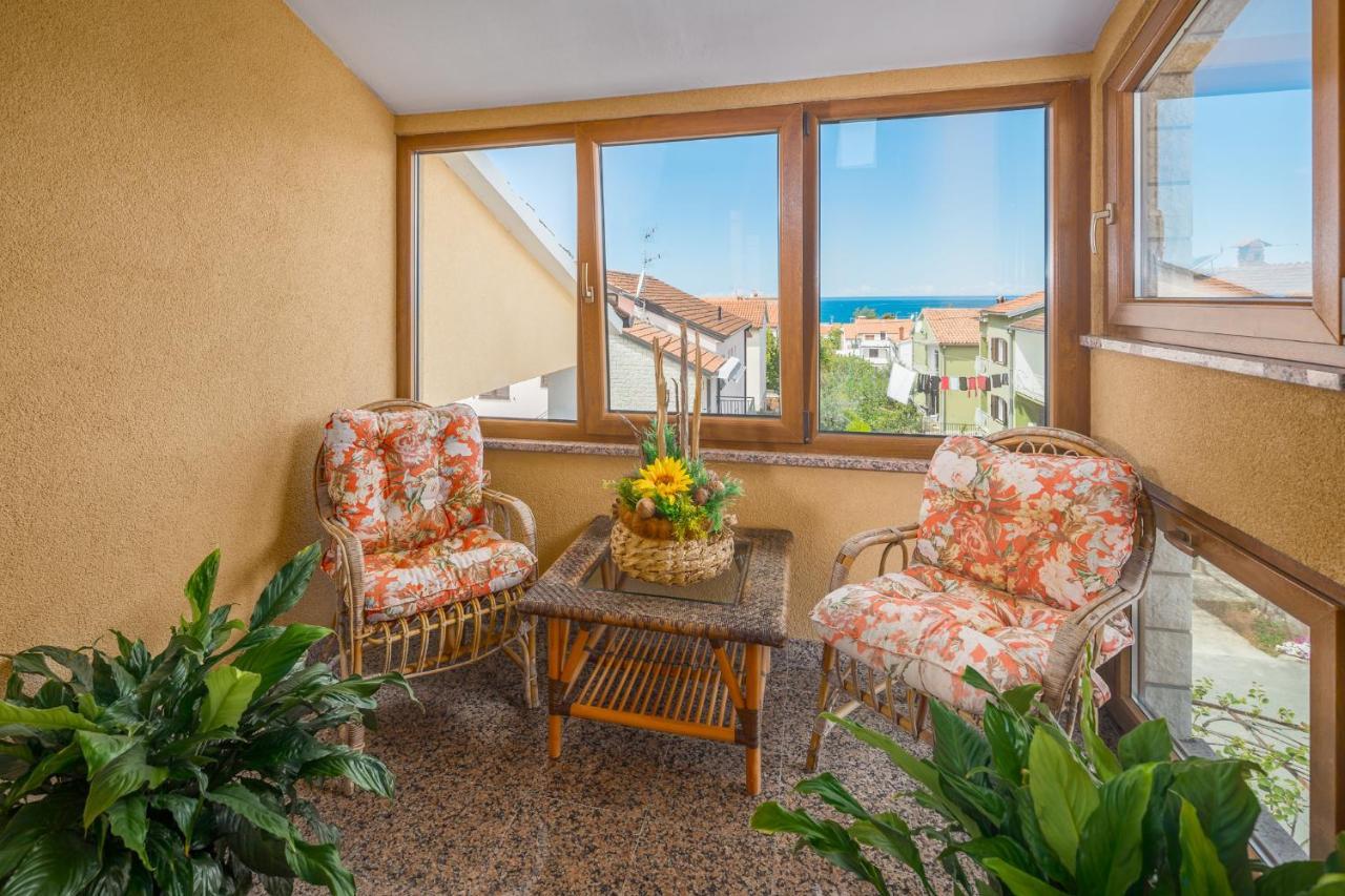 Appartement Bella Vista à Poreč Extérieur photo